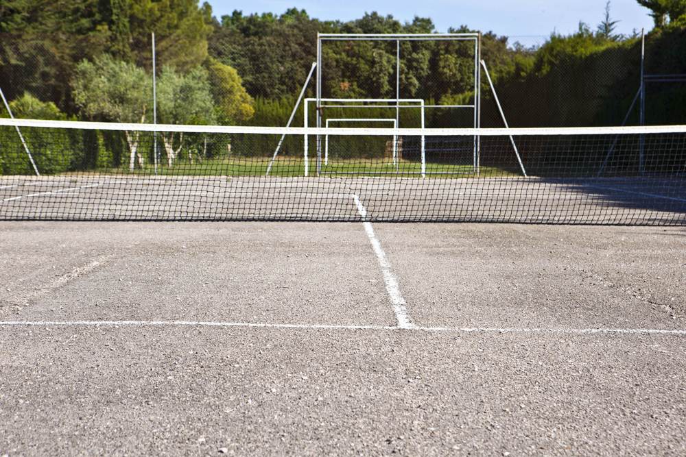 Pista de tennis i futbol